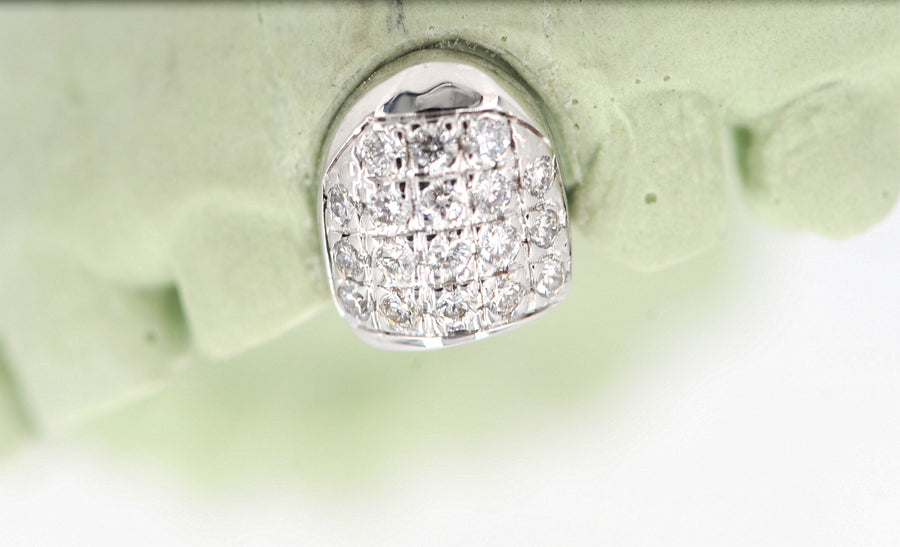 JDTK-G63-RIDING SOLO SINGLE 18K INDIVIDUAL DIAMOND TOOTH