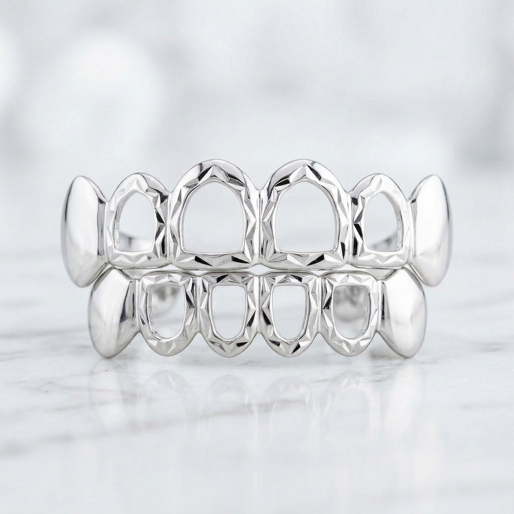 Open Face with Diamond Cut and White Gold Rhodium