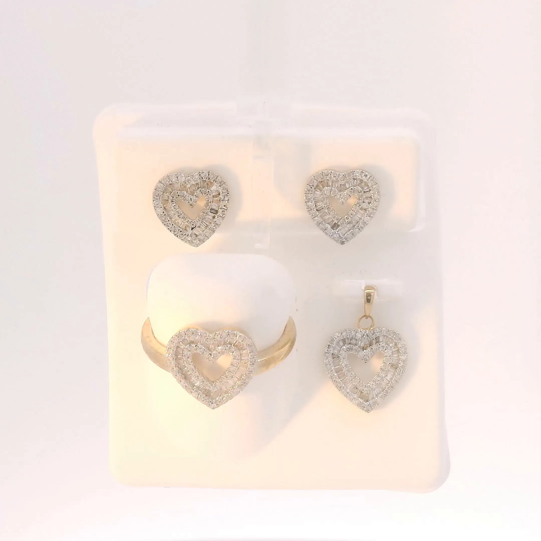 Valentines Day Special 3 Piece Diamond Pendant, Ring And Earring Set