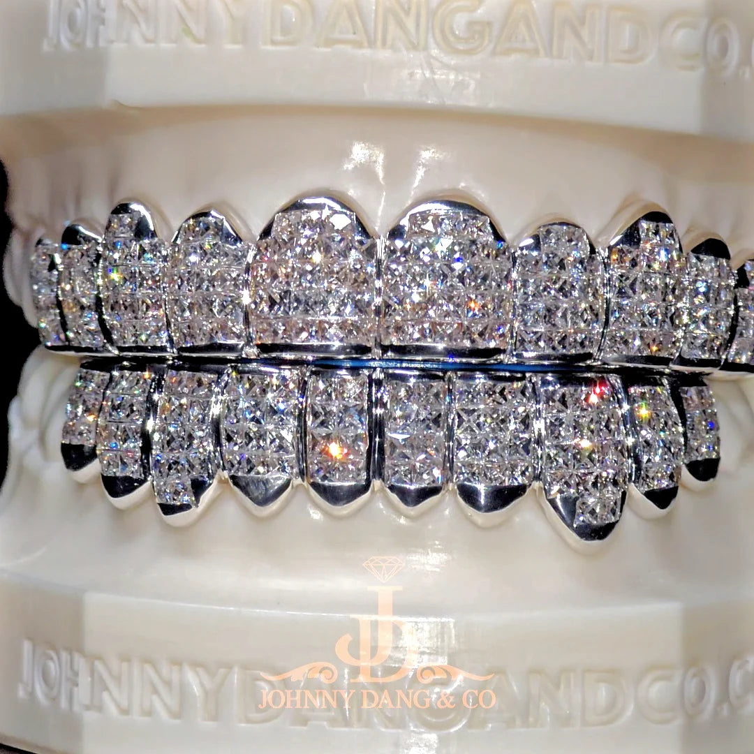 JDWR-2026-11 Flawless "French Cut" Invisible Set Grillz White Gold (Pullout)