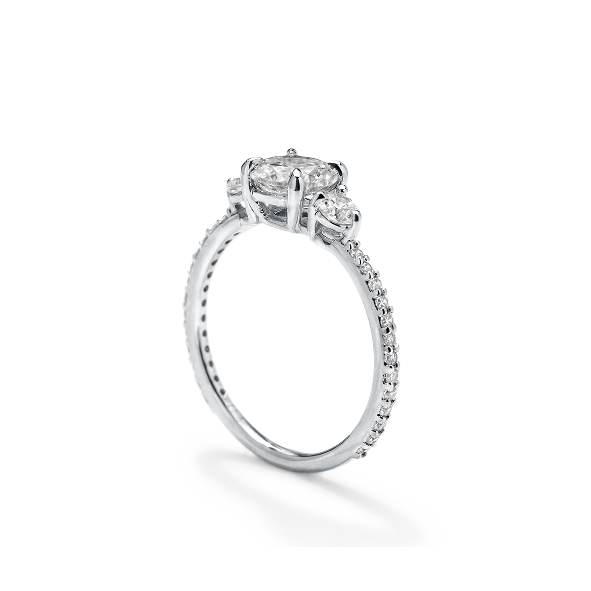 Cultivated Lab 3 Diamond Pave