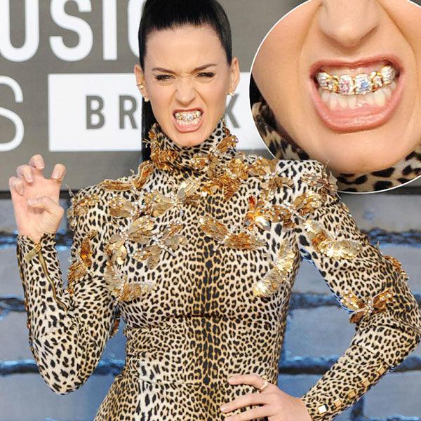 JDTK-GG21 KATY PERRY ROAR GRILL 3D Lettering - Johnny Dang & Co